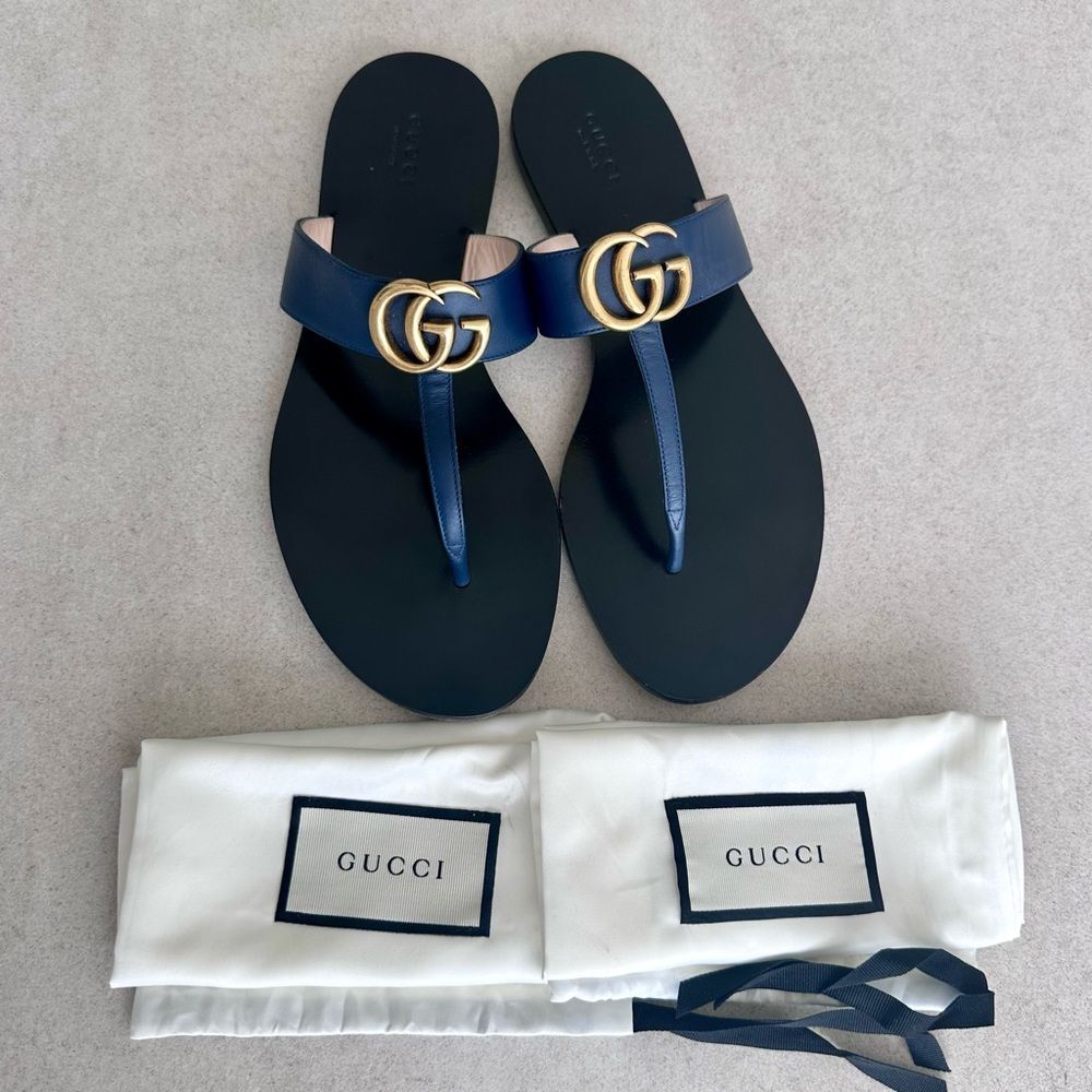 Gucci Navy Leather GG Thong Sandals